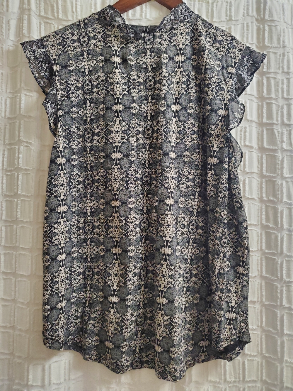 Women’s Black and Cream Printed Ruffle Sleeve Top - Picture 7 of 13